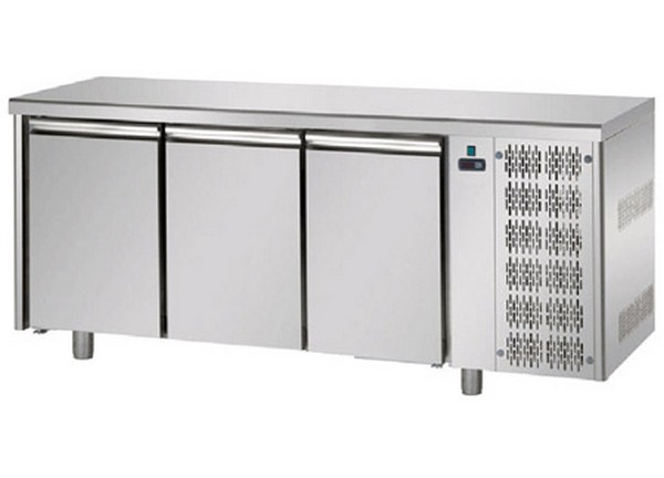 TF03EKOGN | Refrigerated working table with 1 door GN 1/1 and 4x GN 1/2 drawers